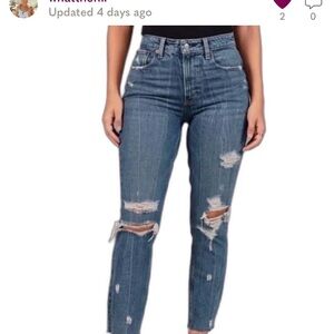 abercrombie and fitch size 33/26 distressed mom jeans.